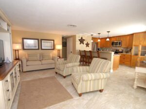 Castnetter 2 Living Room